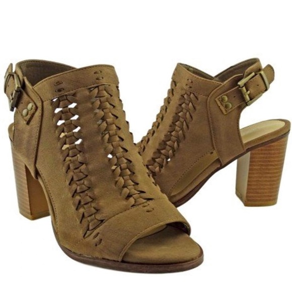 Pierre Dumas Shoes - Pierre Dumas Stacked Heel Sandal